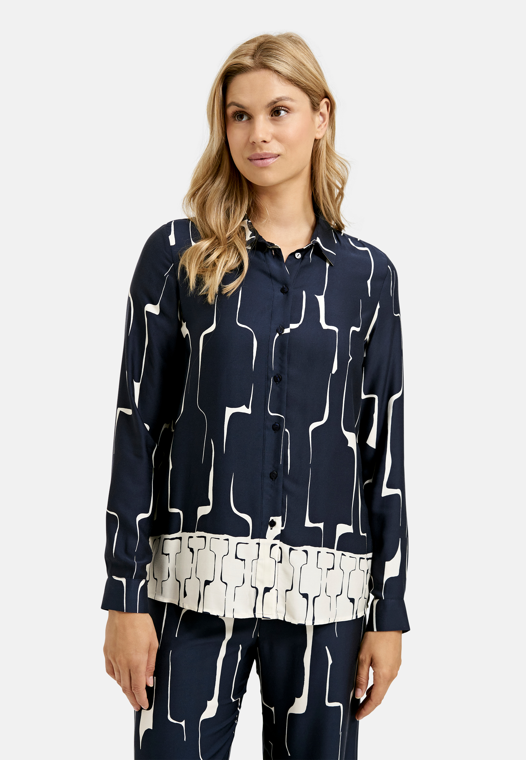 Blouse w collar and placket + 1/1 sleeves