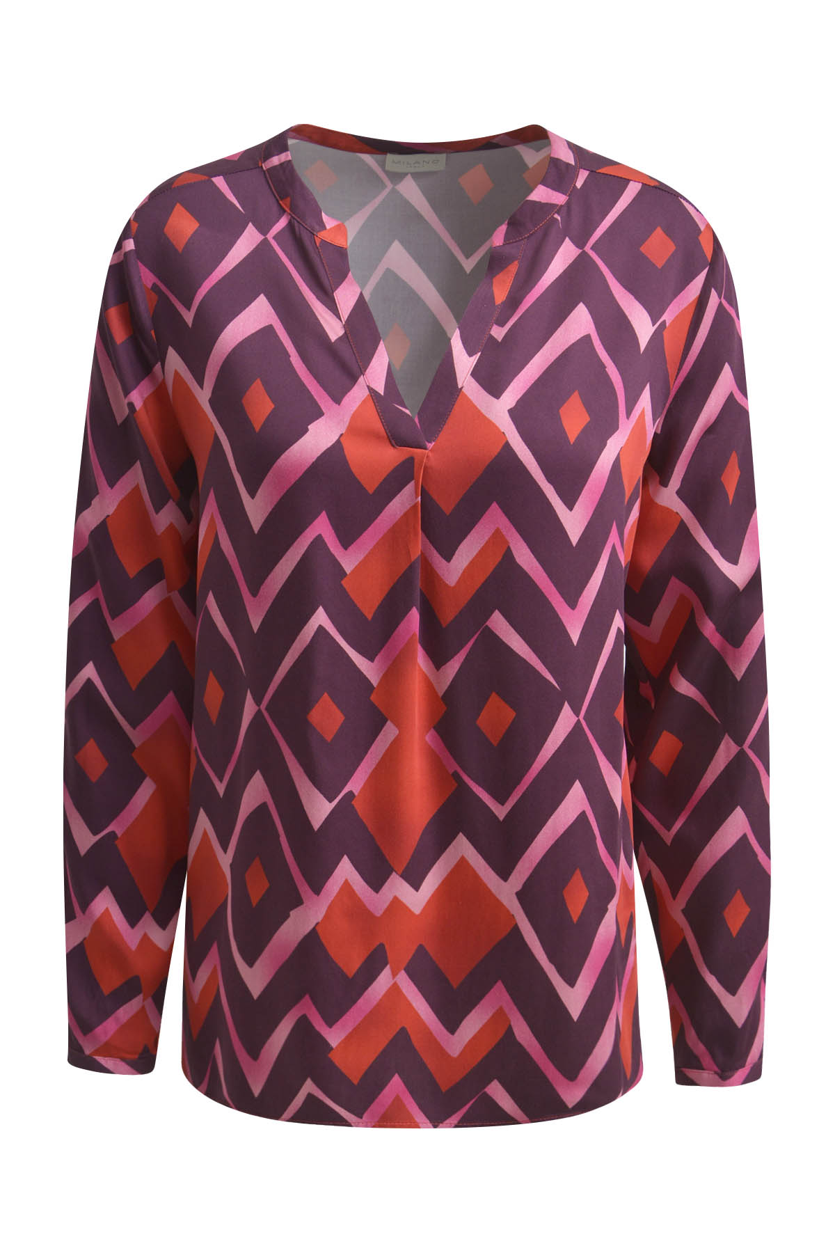 V-Neck Blouse, pleat at cf and 1/1 sleeves