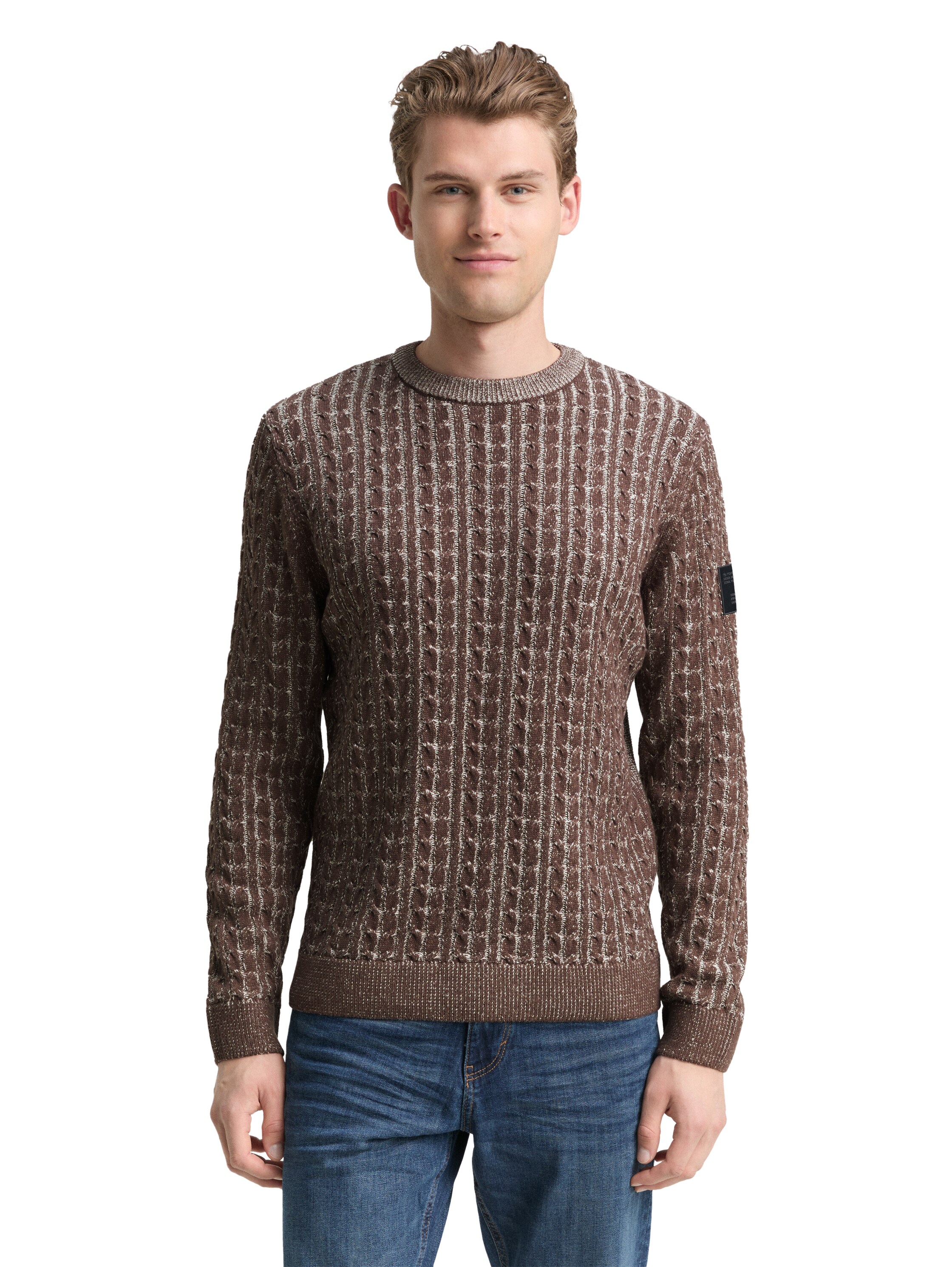 Strickpullover mit Zopfmuster