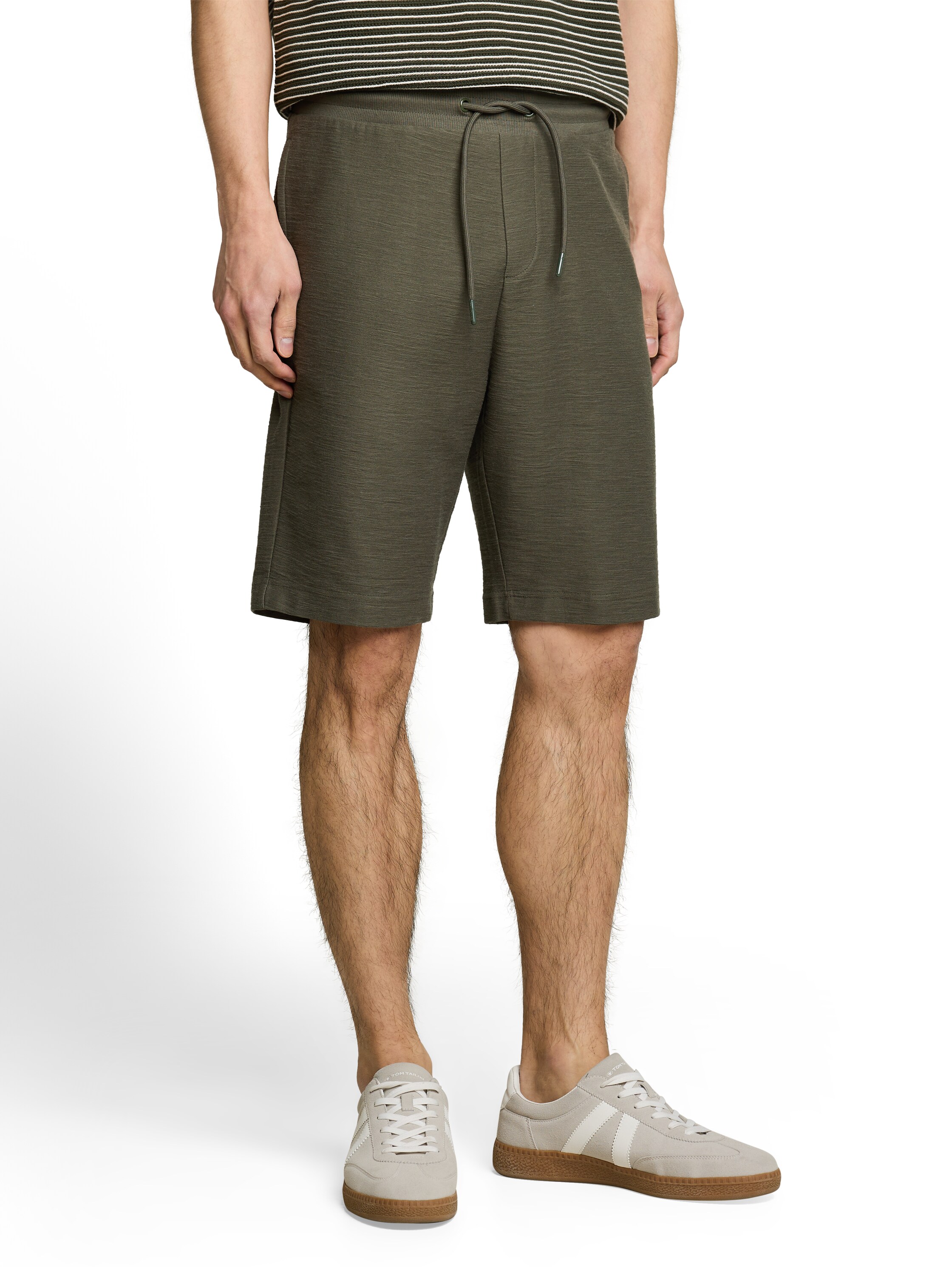 Regular Fit Shorts mit Kordelzug