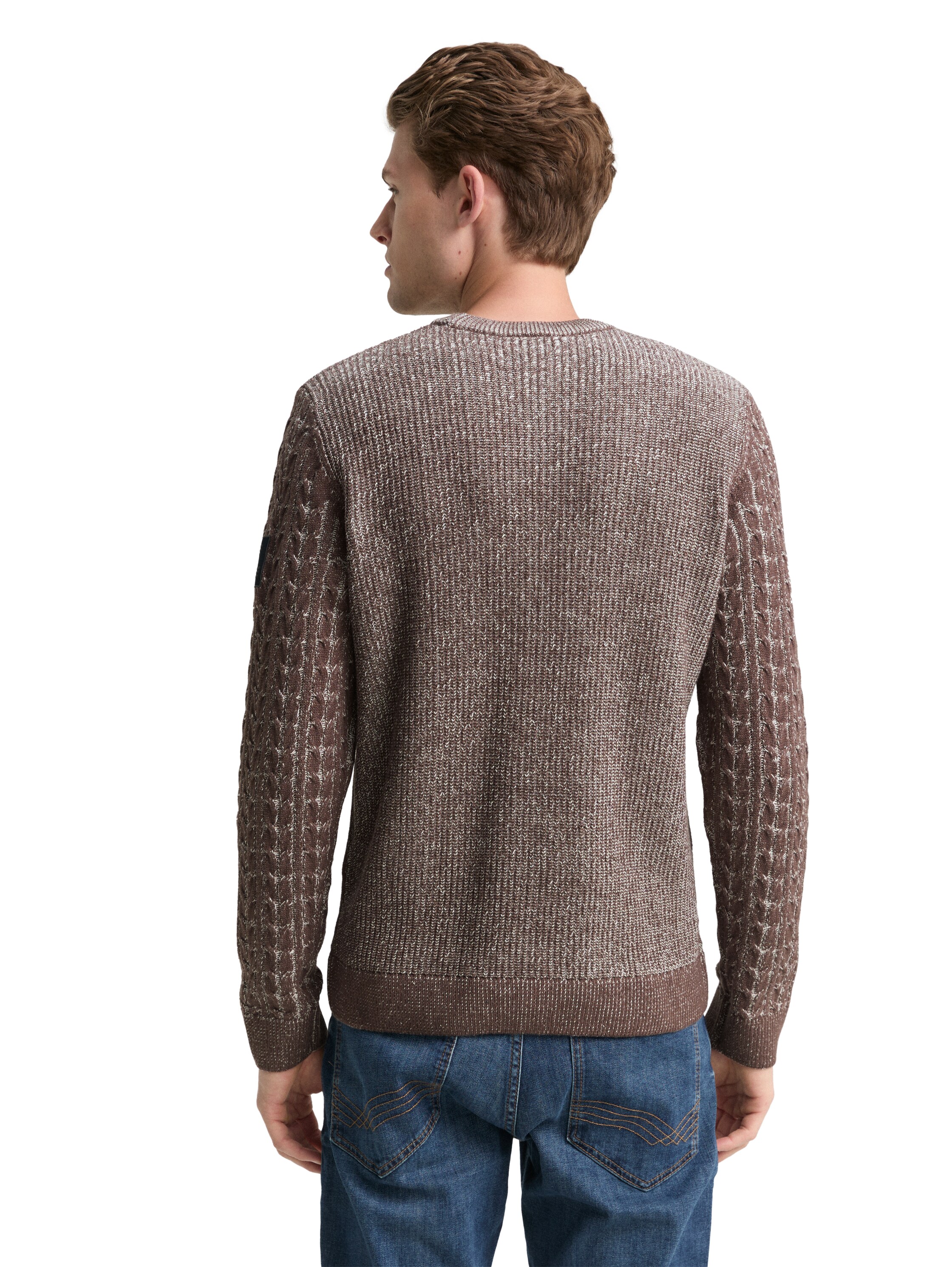 Strickpullover mit Zopfmuster