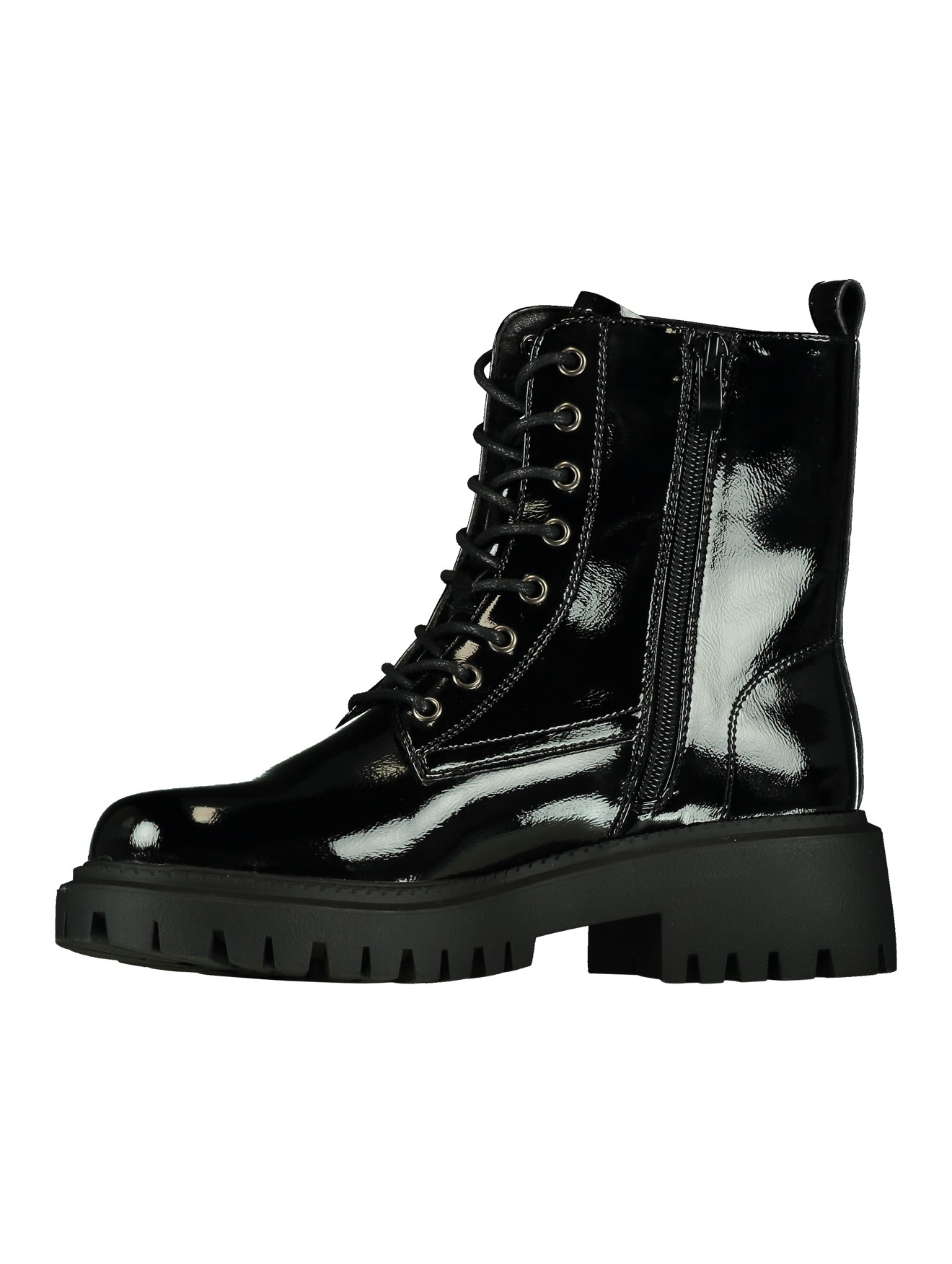 Modell: Boot Lucy