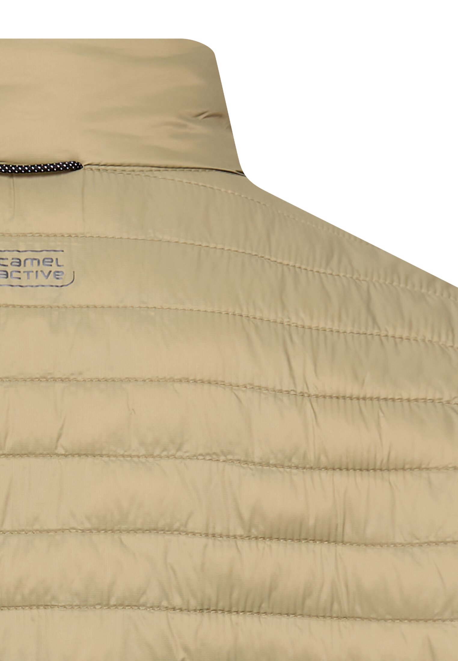 Stepppjacke mit wasserabweisender Funktion